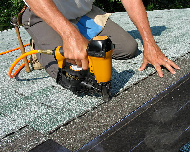 Best Metal Roofing Contractor  in Lowellville, OH