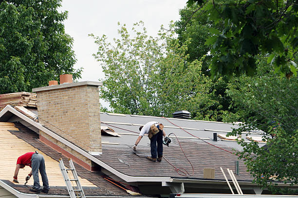 Quick and Trustworthy Emergency Roof Repair Services in Lowellville, OH